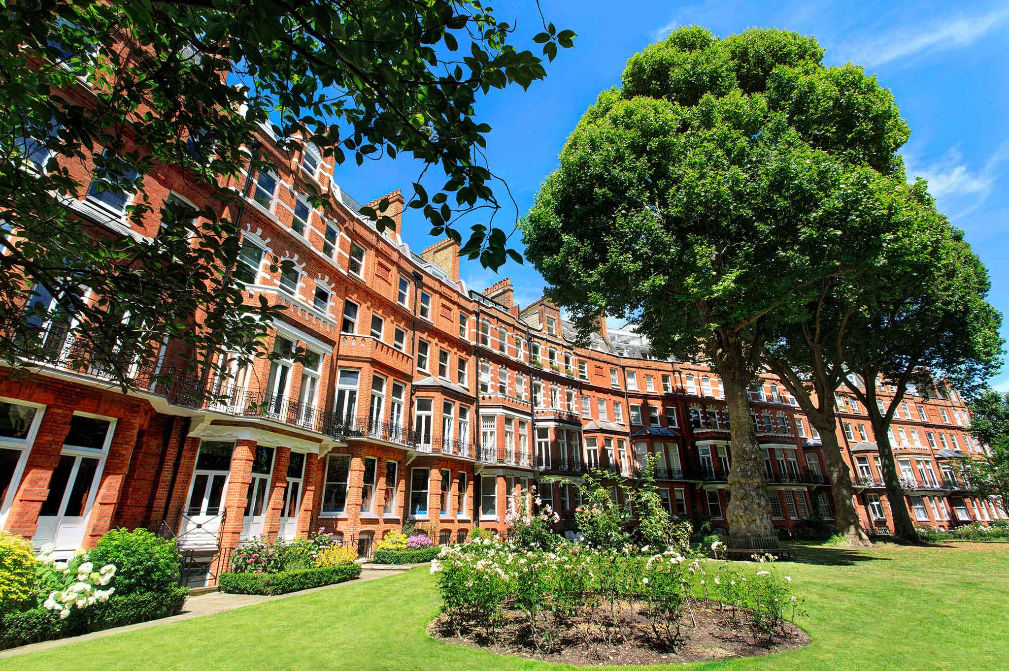 Luxury Rooms & Suites in Knightsbridge